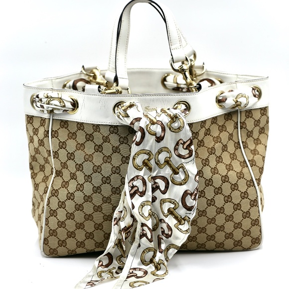 Gucci Monogram White and Gold Scarf Bag - Picture 3 of 11